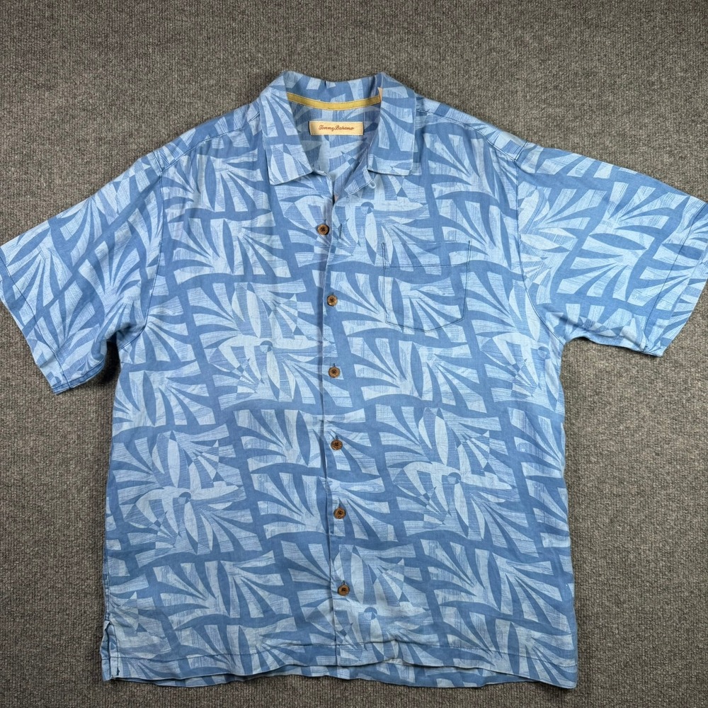 Tommy Bahama Button Up Shirt Mens Medium Blue 100% Linen Geometric Palm Leaf